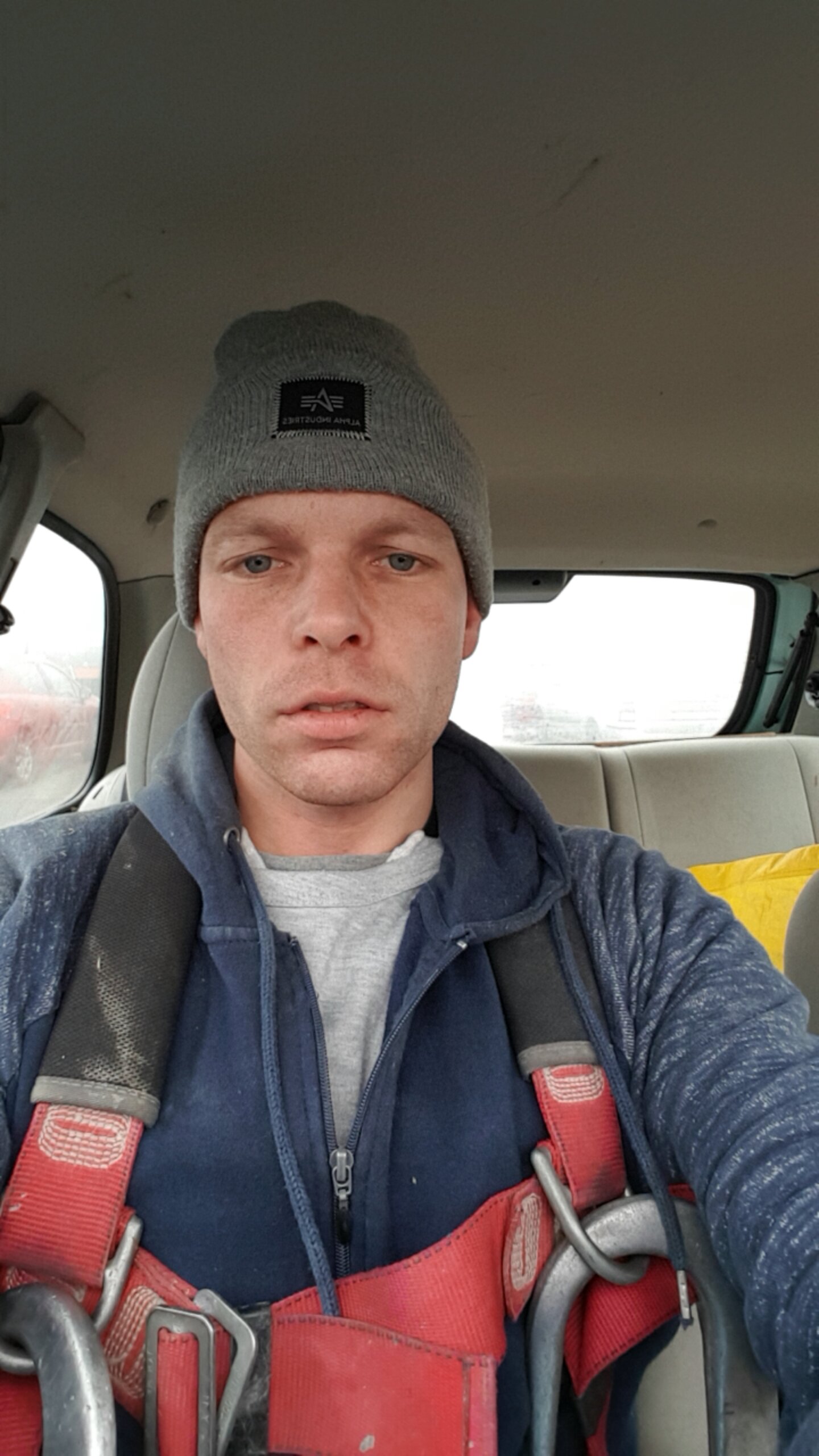 Date Nu Ben Jong Lief Schoon En Niet Lelijk Of Arrogant , Ben Wel Lief En Erg Geil Heb Een Auto Geld En Bel 0646471889 Cardates