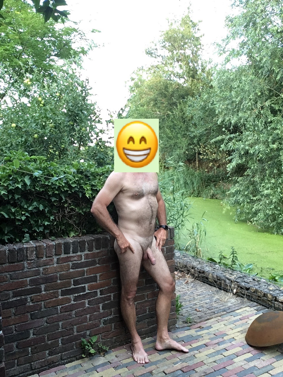 Bestaan Ze Nog? Onderdanig Aangeboden