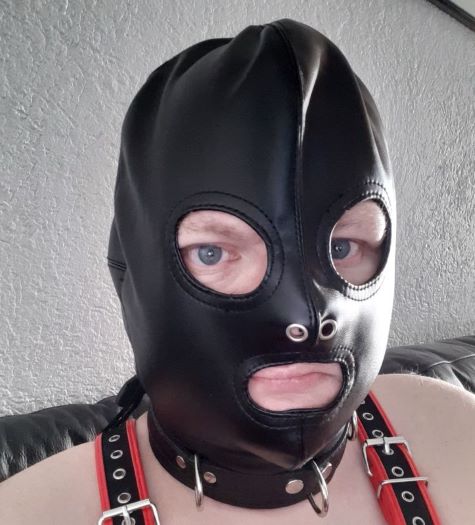 Perverse Masochistische Slaaf Zoekt Meester Voor Het Leven Kinky, Extreme & Bizarre Sm