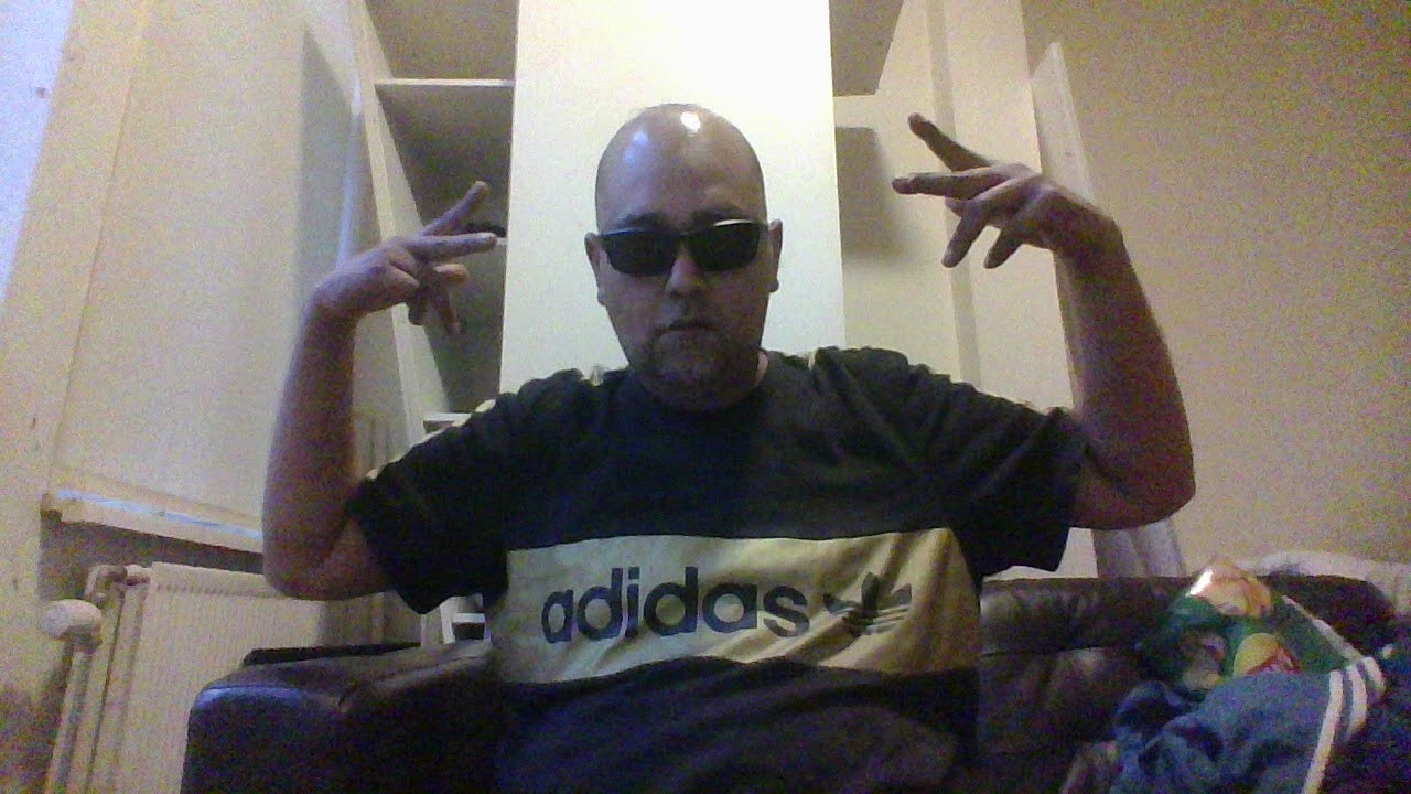 The Addiction Of Chillen. Man Zoekt Vrouw