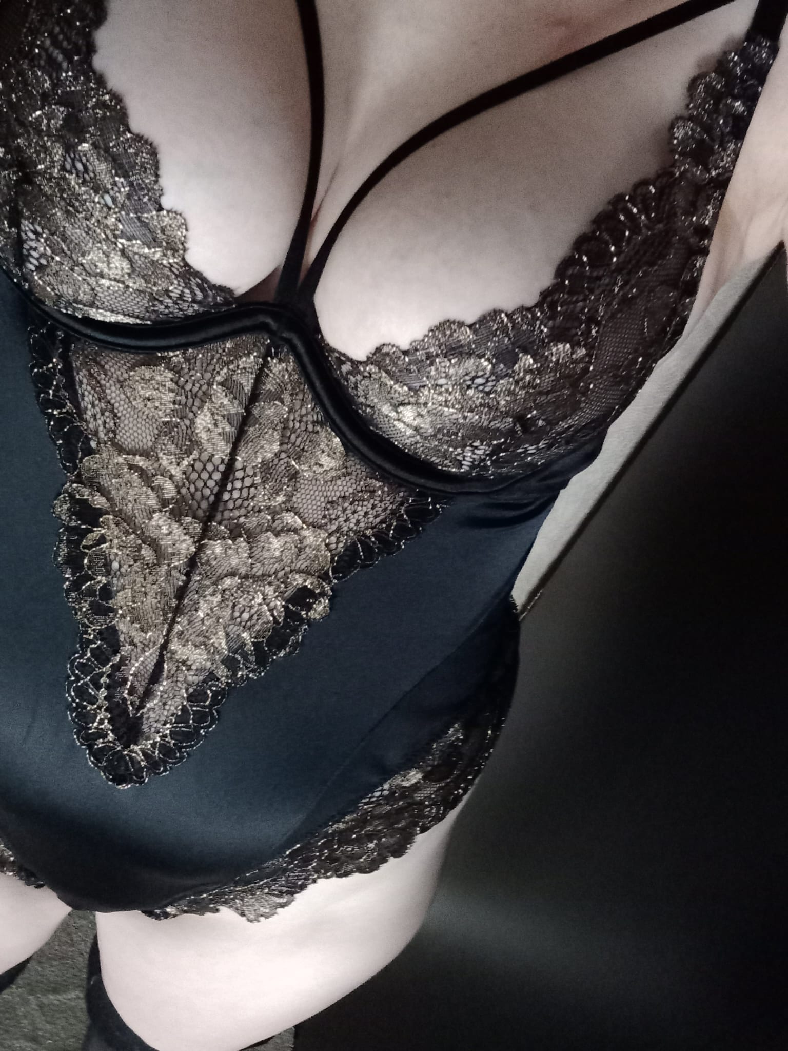 Squirtende Milf Zoekt Geil WhatsApp Contact Whatsapp Sex