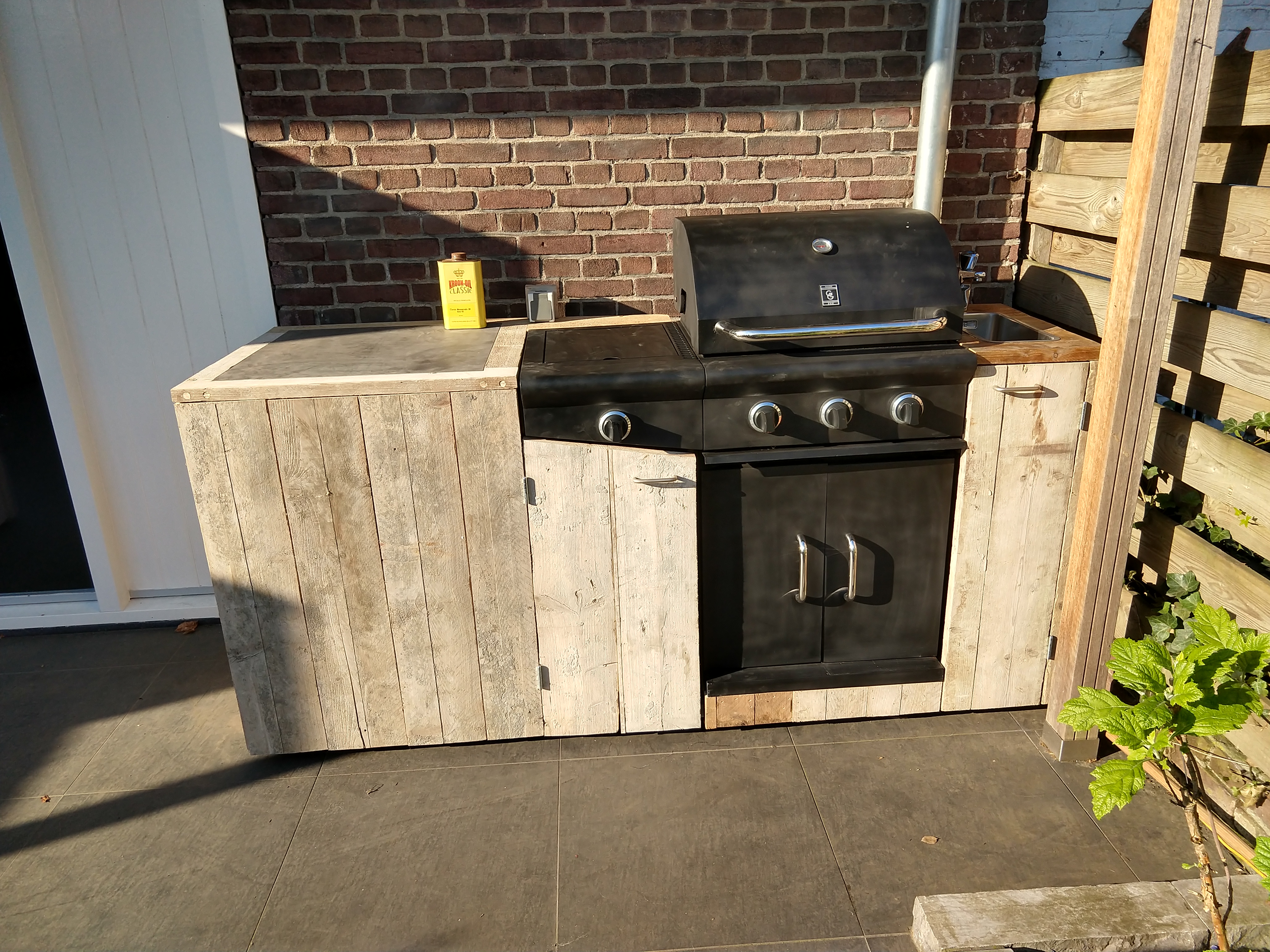 Timmerman Nodig Klusjes & Onderhoud