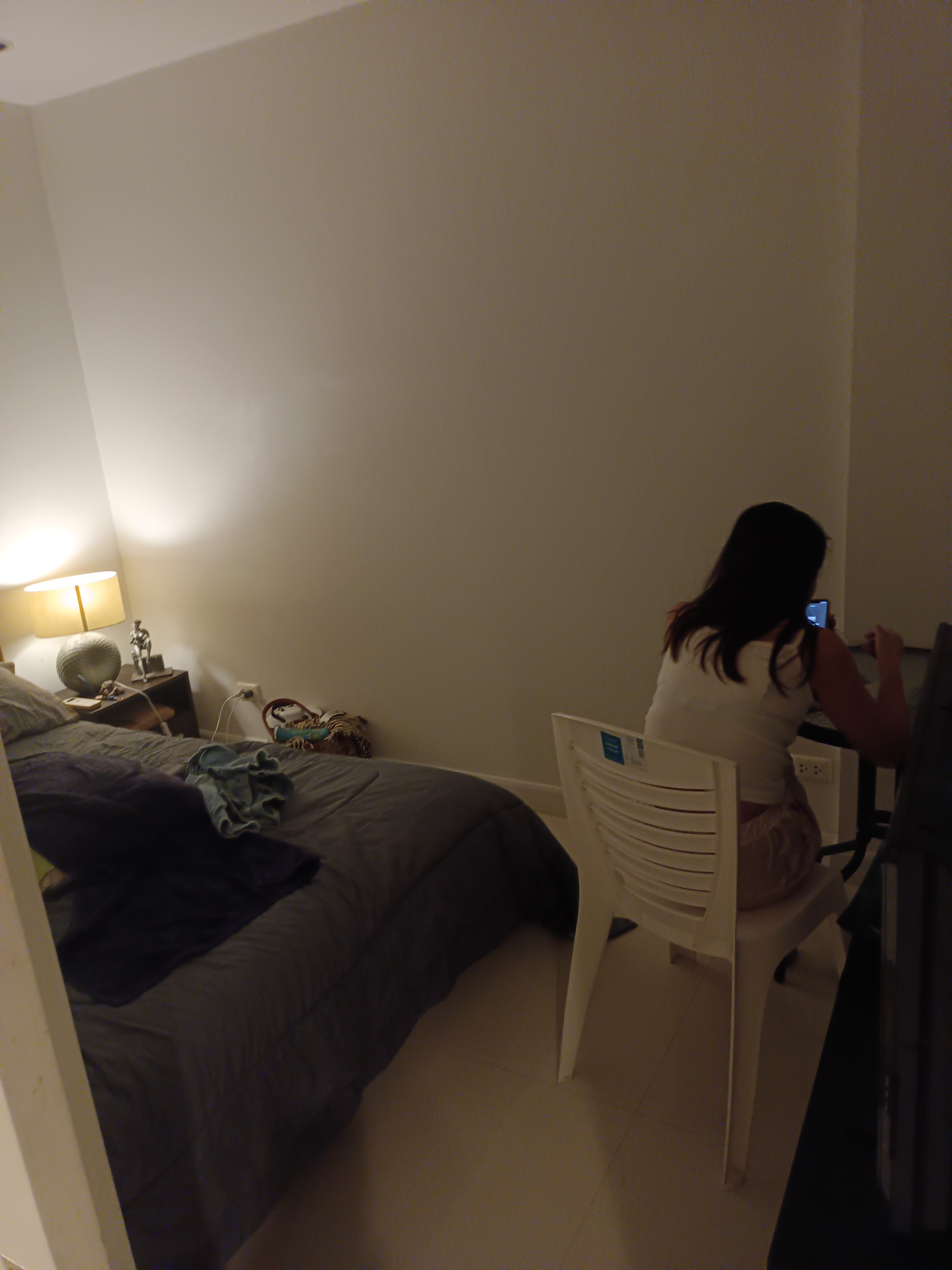 Wie Nodigd Een Aziatisch Koppel Uit Voor Een Korte Vakantie Van 5 Dagen Of 1 Week! Betaling In Natura