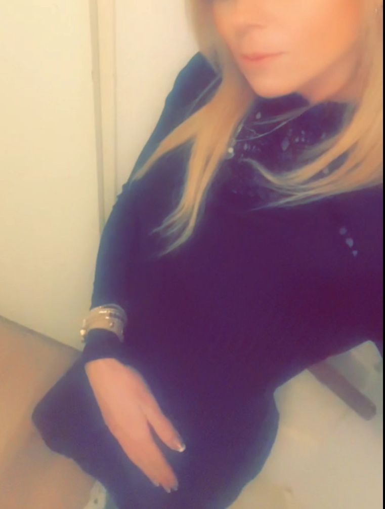 Wil Je Mij Ruiken Of Proeven? Slipjes,panty's,bodystocking Of Mini Vibo? Fetish