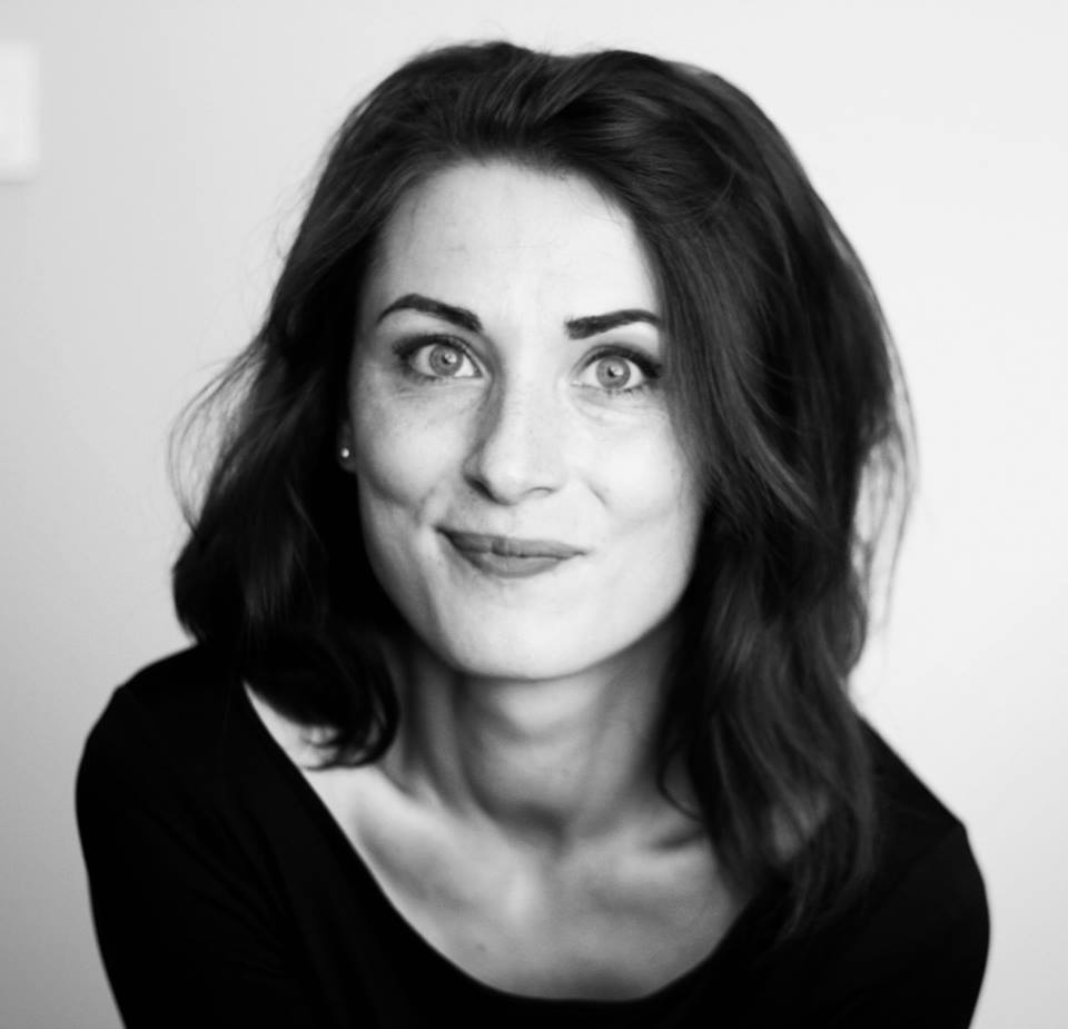 Kun Jij Een Beetje Tegen Een Drukte Maker? Vrouw Zoekt Man