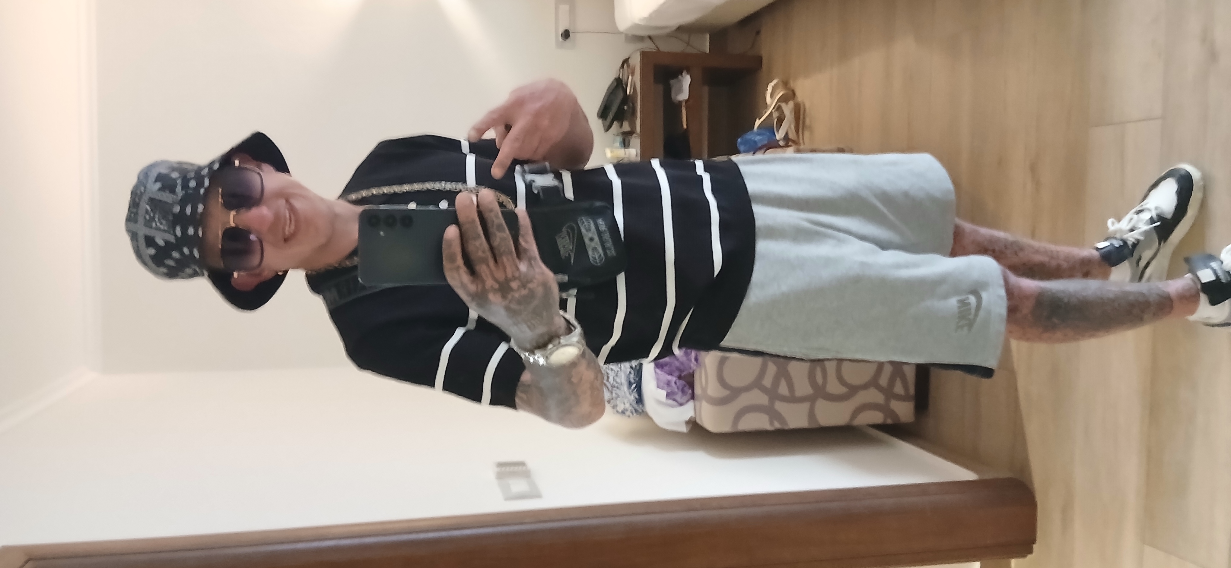 TattooArtistpornstar Dames Gevraagd