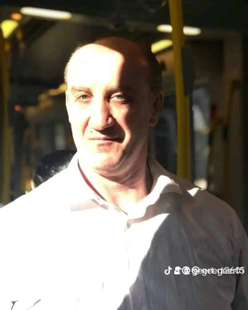 Oudere Dame Je Wil Deze Lekkere Man En Je Betaal Een Vergoeding Rijpe Vrouwen