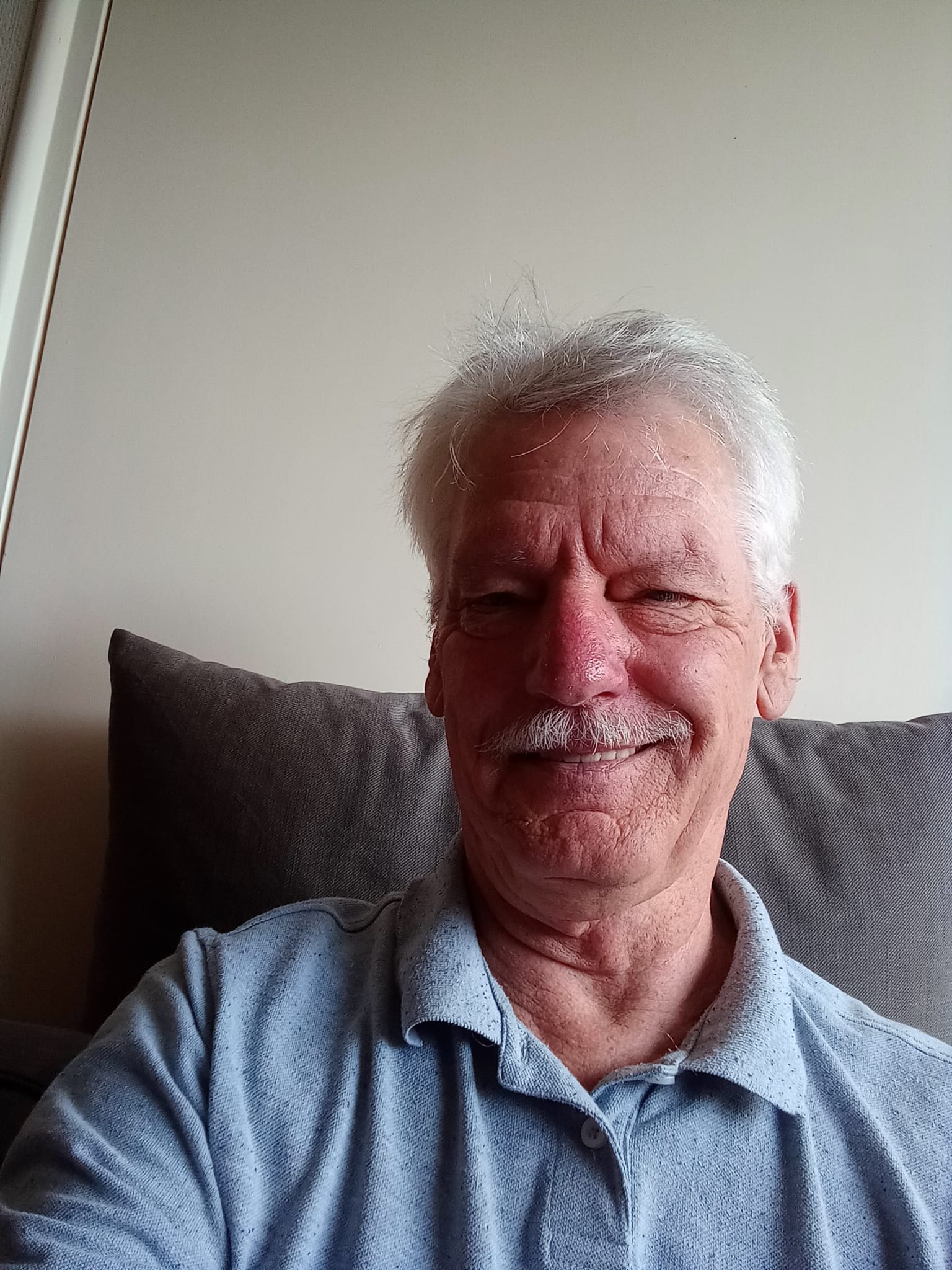 Gezellige  Dame Gezocht Man Zoekt Vrouw