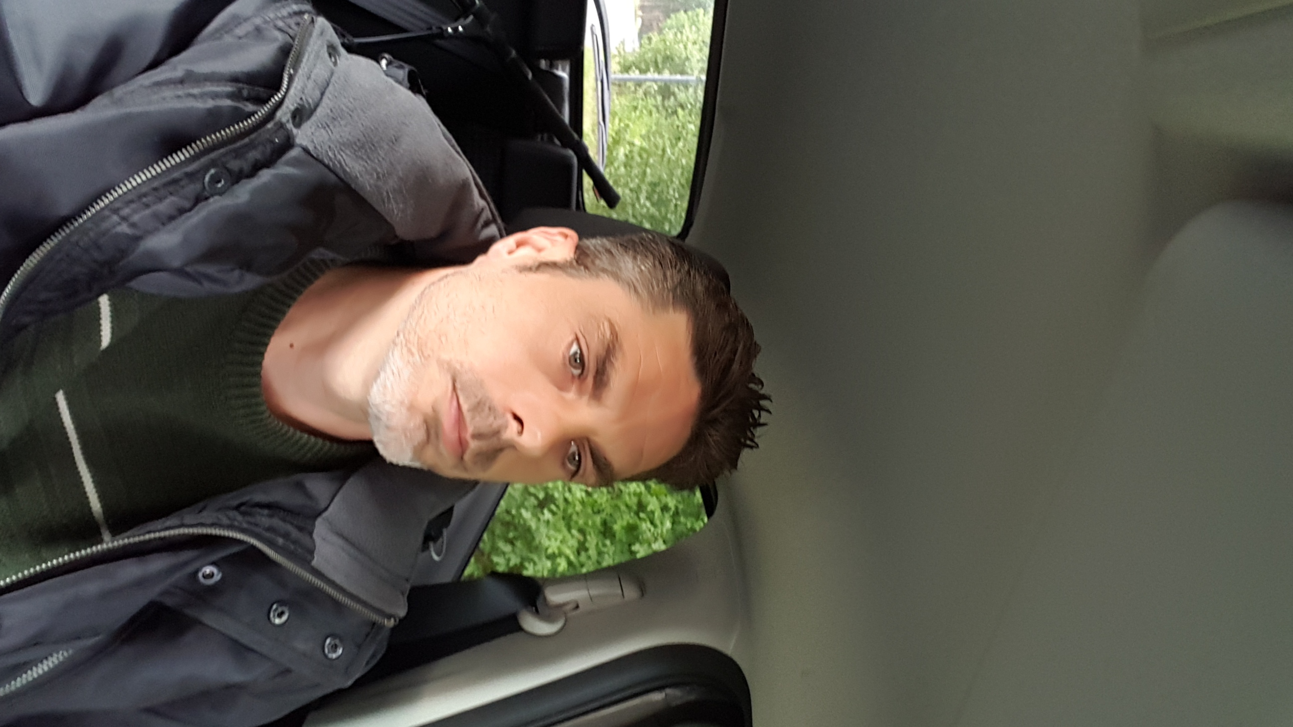 Love Face Zitting Man Zoekt Vrouw