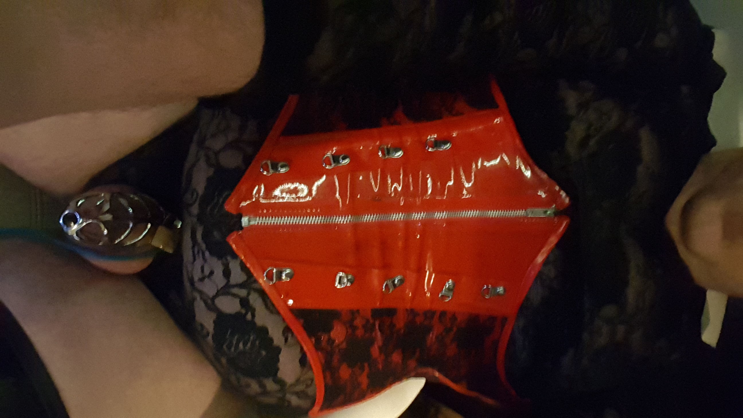Zeug Zoekt Meesteres Die Me Wil Misbruiken Voor Haar Genot Kinky, Extreme & Bizarre Sm