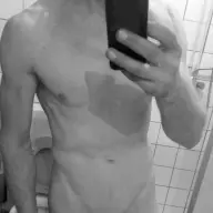 Welke Dame Wil Lekker Verwent &amp; Gemasseerd Worden?!?! Afspreken? Sexdate