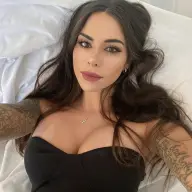 Als Je Dit Al Leest Weet Je Dat Je Interesse In Me Hebt. Snapchat Sex