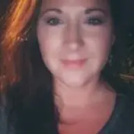 Verlegen Maar Leuk! Vrouw Zoekt Man