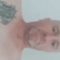 Man Van 50 Wil Oma's Verwennen Oma's