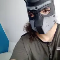 Jonge Sub Op Zoek Naar Iemand Om Me De Touwtjes Te Leren. Fetish