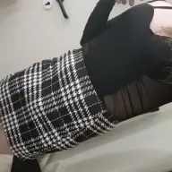 Transmeid Zoekt Dominante Meester Ladyboy