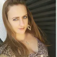 Lekker Warm En Liefdevol Is. Vrouw Zoekt Man