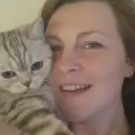 Heb Jij Een Beetje Te Veel Aandacht Over? Vrouw Zoekt Man