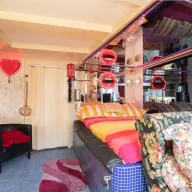 Kamerverhuur / Room For Rent Ook Discreet Dames Gevraagd