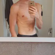 Jongen 20 Krommenie. Man Zoekt Vrouw