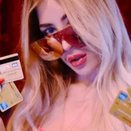 Mrs-nikki Zoekt Geldslaven Geldslaven