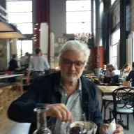 Zoek Slanke Milf Man Zoekt Rijpe Vrouw