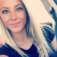 Word Jij Mijn Date Met Een Happy End? Vrouw Zoekt Man