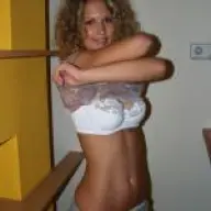 Geil Maar Lekker Op Mijn Foto En Lees De Text Haha. Vrouw Zoekt Man